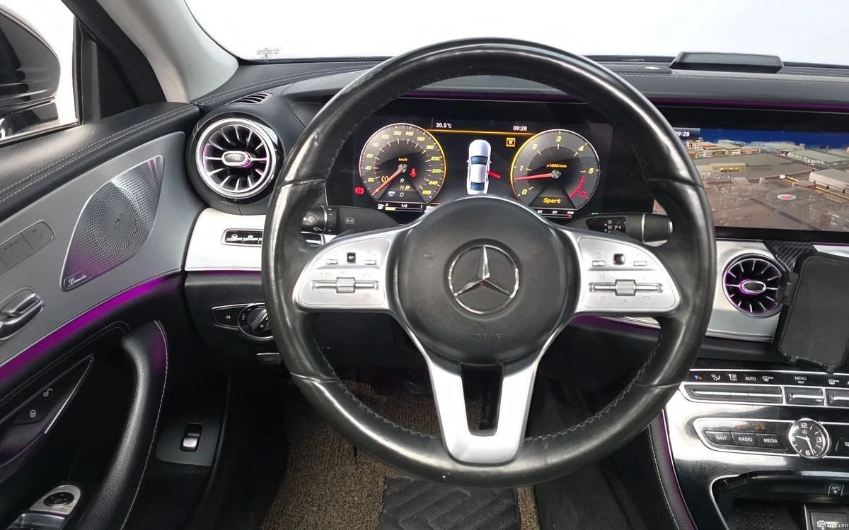 Mercedes-Benz CLS 400 D/ОБДУХВАНЕ/360 КАМЕРА/HUD/DISTRONIC/PANO, снимка 8 - Автомобили и джипове - 55305870