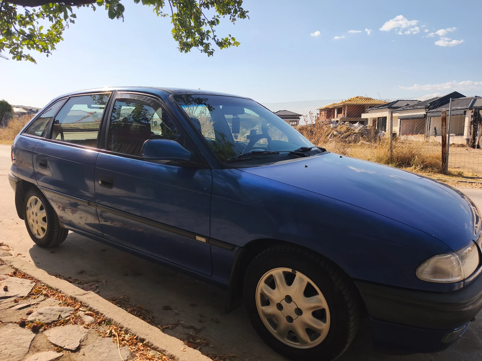 Opel Astra 1.6, снимка 3 - Автомобили и джипове - 55644780