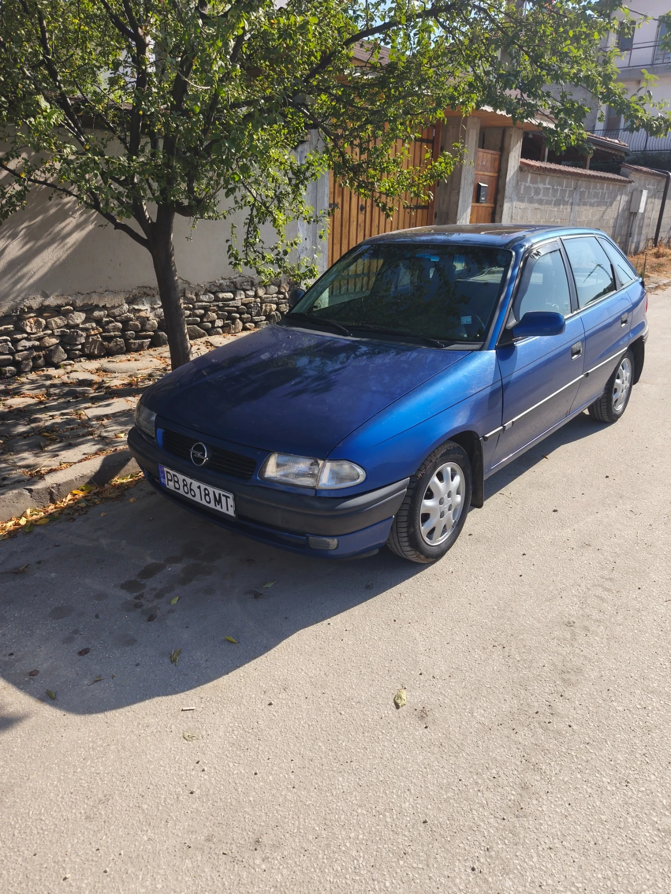 Opel Astra 1.6