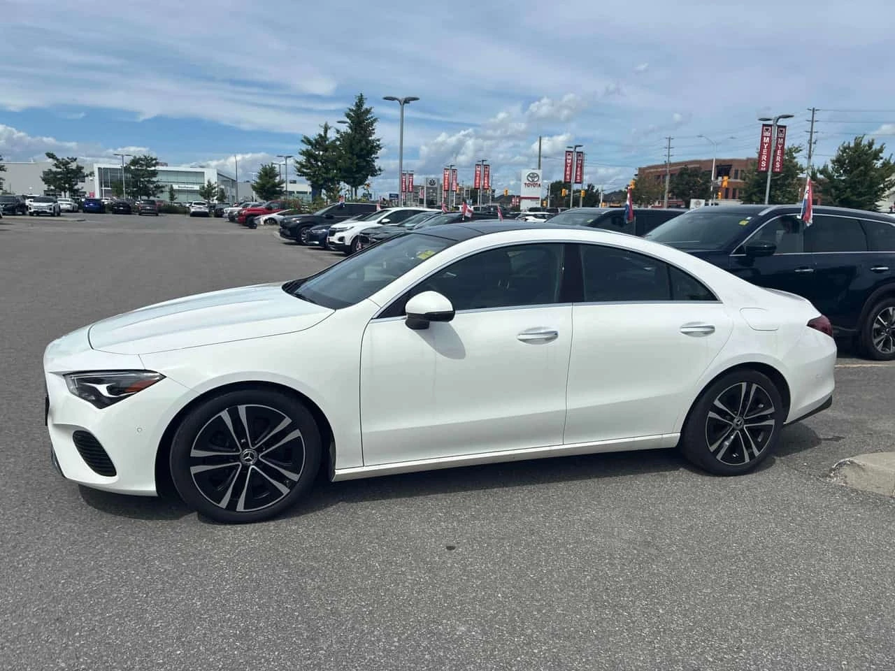 Mercedes-Benz CLA 250 * CARFAX * ОПЦИЯ ЗА ФИНАНСИРАНЕ, снимка 2 - Автомобили и джипове - 55754467