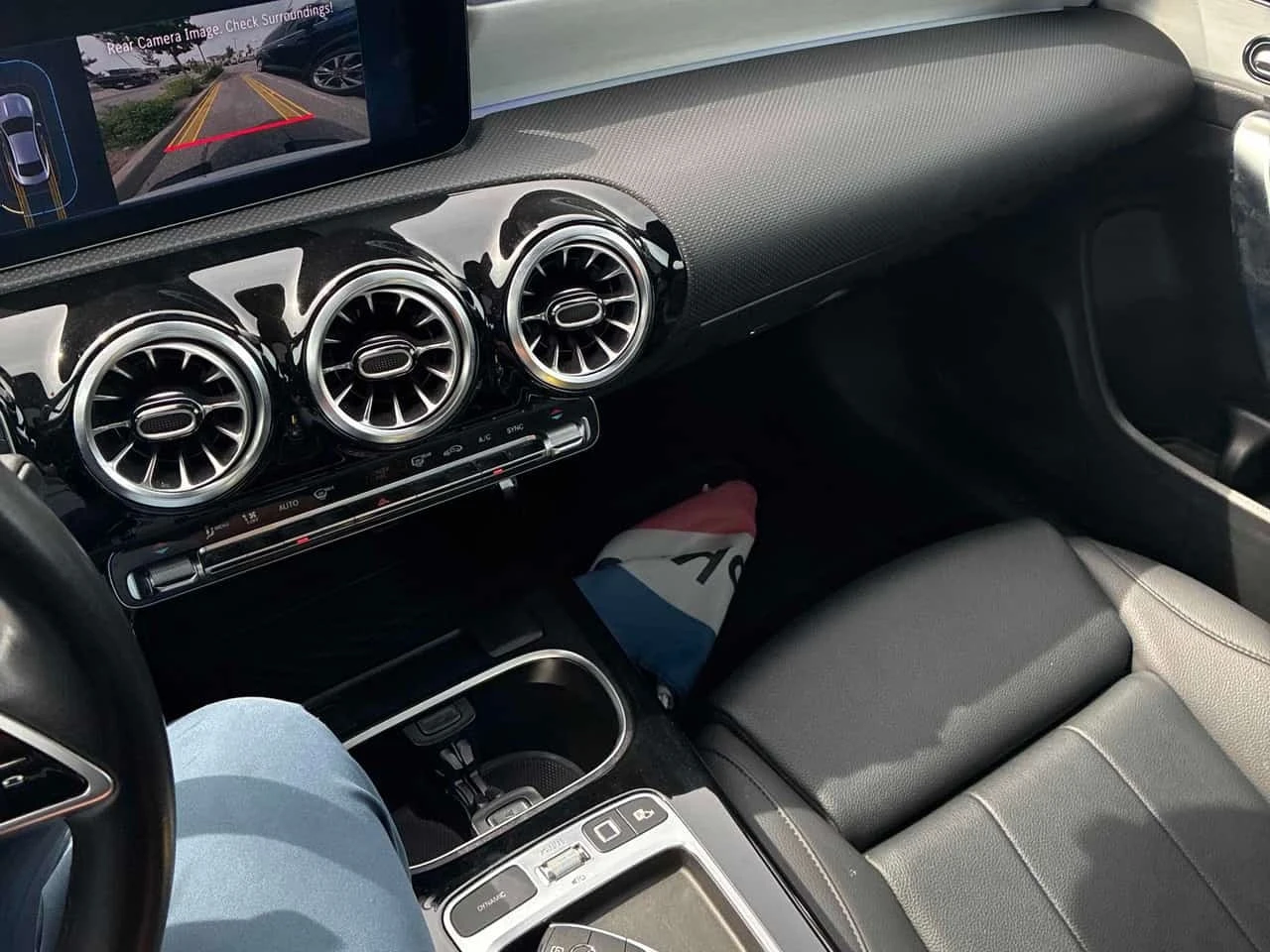 Mercedes-Benz CLA 250 * CARFAX * ОПЦИЯ ЗА ФИНАНСИРАНЕ, снимка 9 - Автомобили и джипове - 55754467
