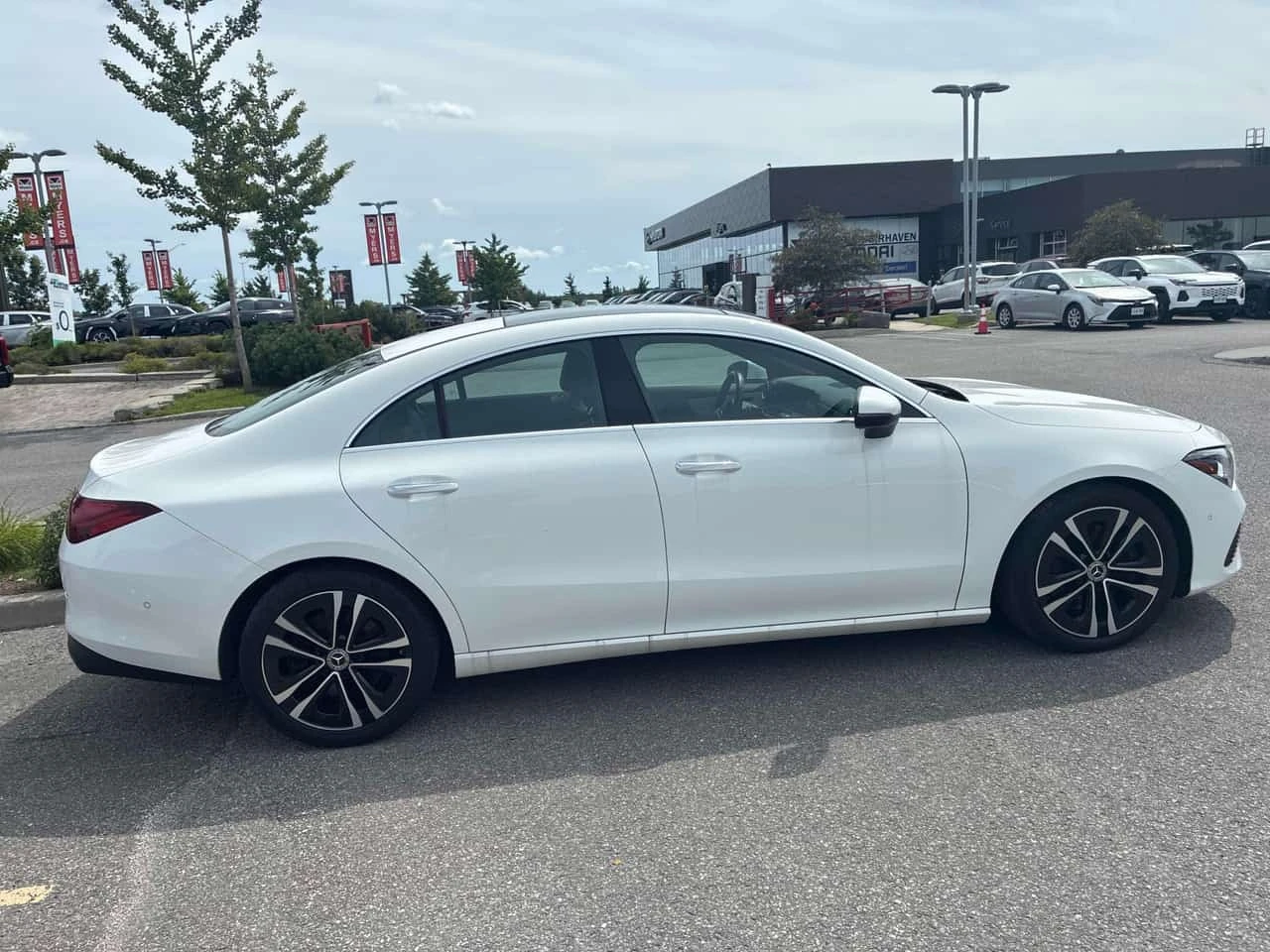 Mercedes-Benz CLA 250 * CARFAX * ОПЦИЯ ЗА ФИНАНСИРАНЕ, снимка 3 - Автомобили и джипове - 55754467