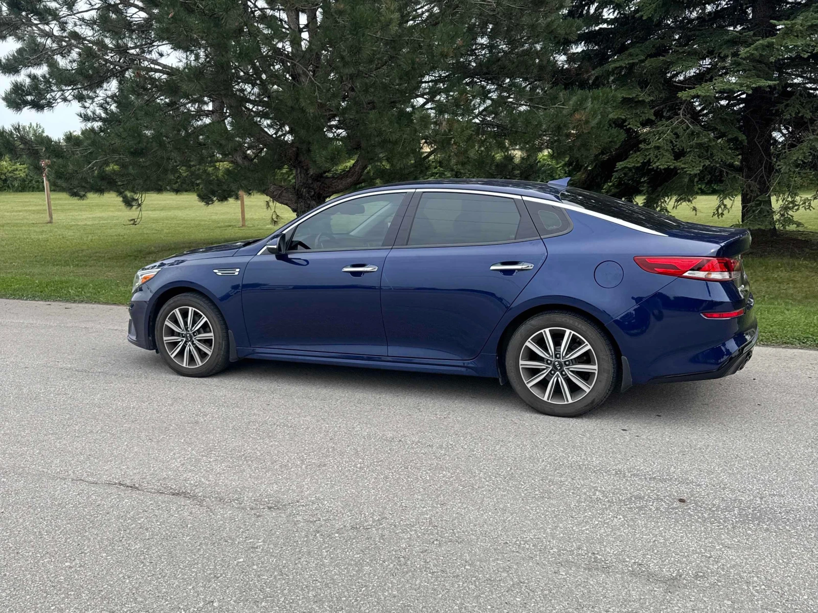 Kia Optima * EX Auto * АВТОКРЕДИТ БЕЗ ПЪРВОНАЧАЛНА ВНОСКА* , снимка 2 - Автомобили и джипове - 55803652