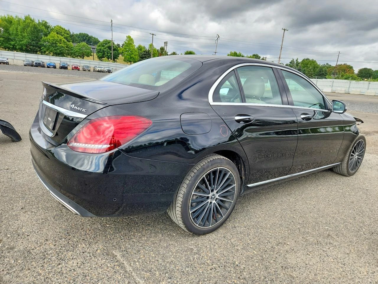 Mercedes-Benz C 300 4 MATIC /BURMESTER / DIGITAL, снимка 3 - Автомобили и джипове - 55925904
