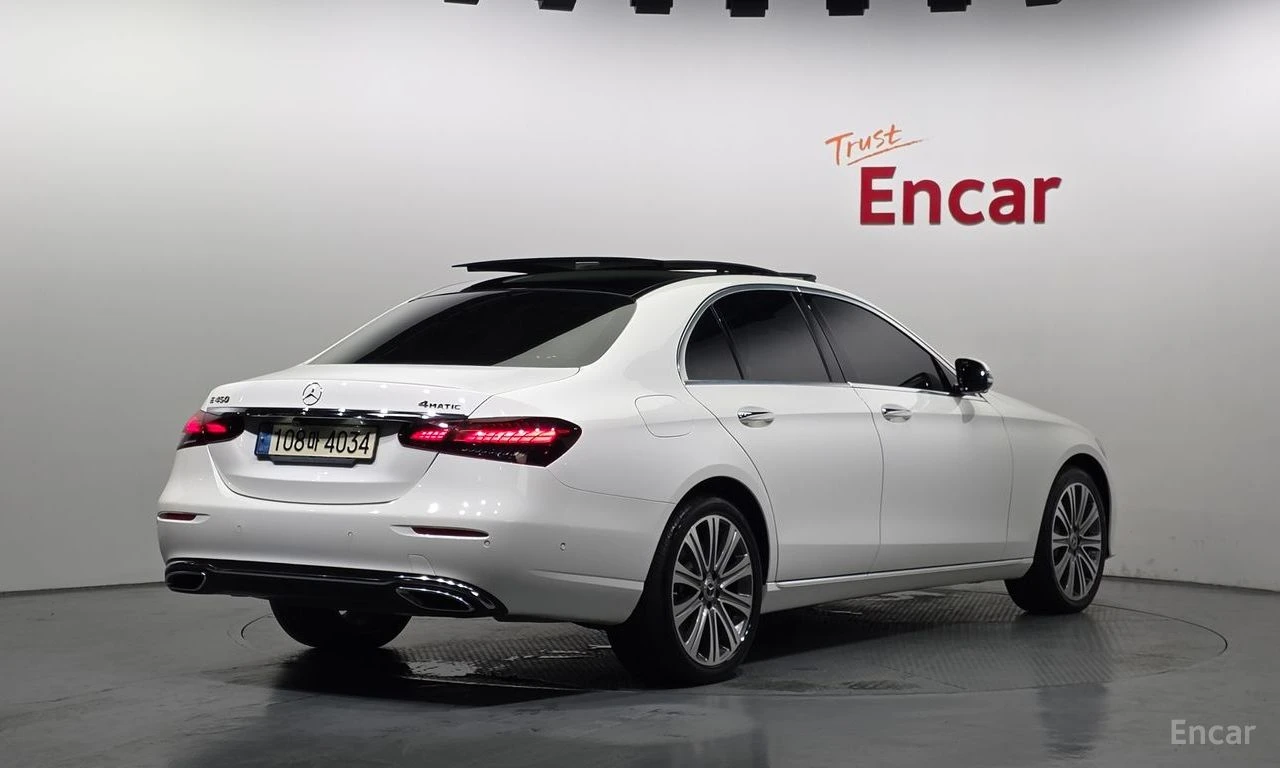 Mercedes-Benz E 450 4MATIC* BURMESTER* ОБДУХВАНЕ* ДИСТРОНИК* ХЕДЪП* 36, снимка 2 - Автомобили и джипове - 55972868