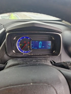 Chevrolet Trax 1.7d, снимка 12