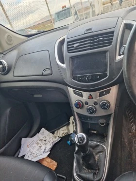 Chevrolet Trax 1.7d, снимка 9