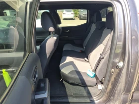Toyota Tacoma  4WD SR5 Double Cab , снимка 16
