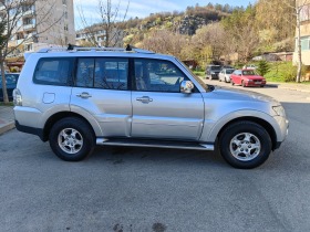 Mitsubishi Pajero 3.8 i MIVEC Нов внос!, снимка 5 - Автомобили и джипове - 40919149