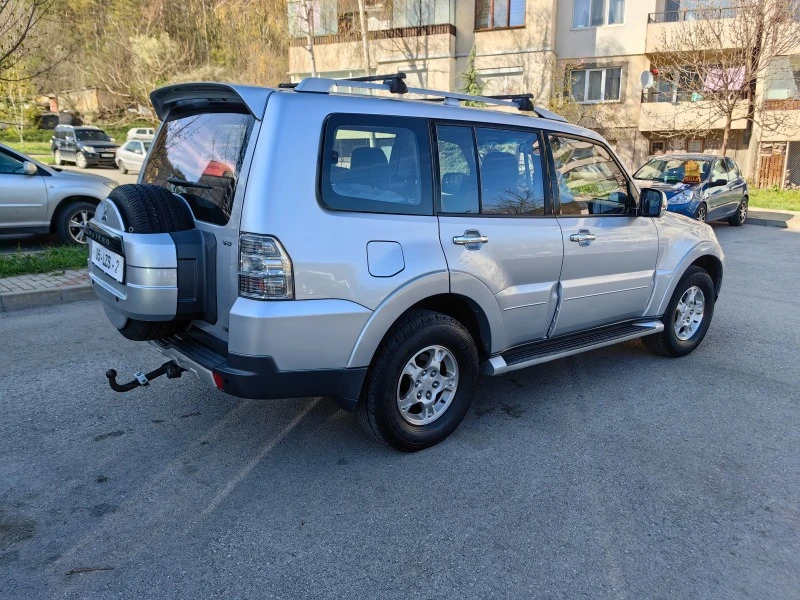 Mitsubishi Pajero 3.8 i MIVEC Нов внос!, снимка 6 - Автомобили и джипове - 40919149