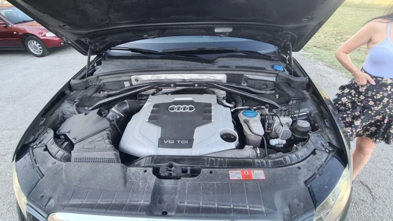 Audi Q5 S-Line, снимка 11 - Автомобили и джипове - 53096725