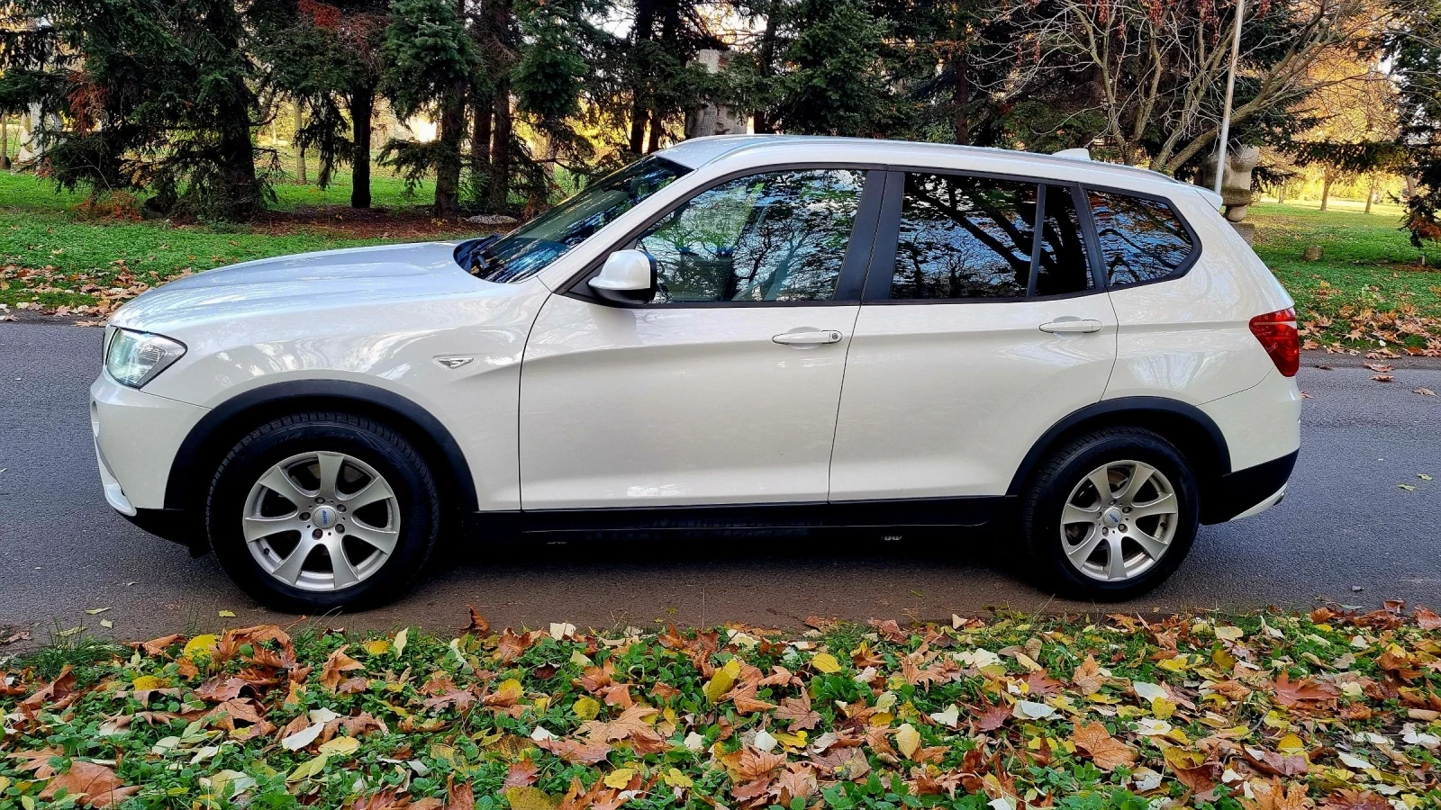 BMW X3 3.0 /Обслужен/8 скорости/ X Drive - изображение 7