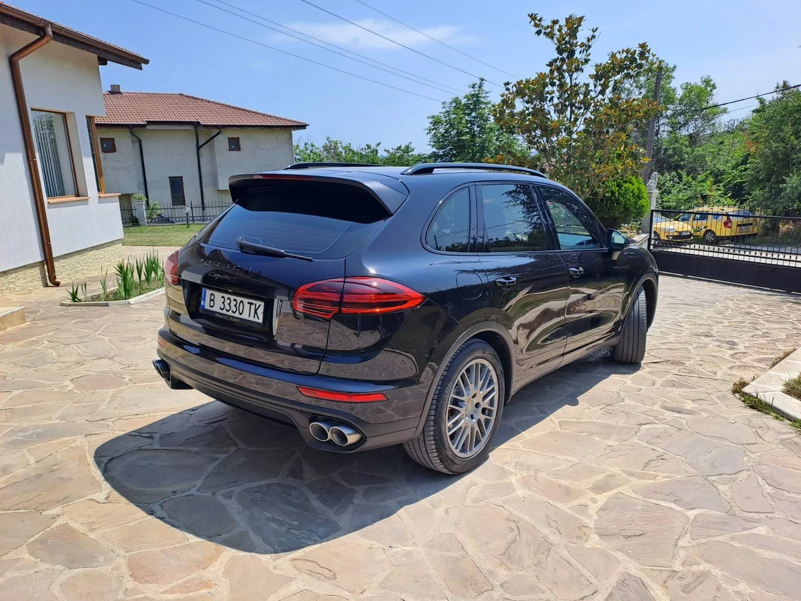 Porsche Cayenne 4.2 - изображение 3