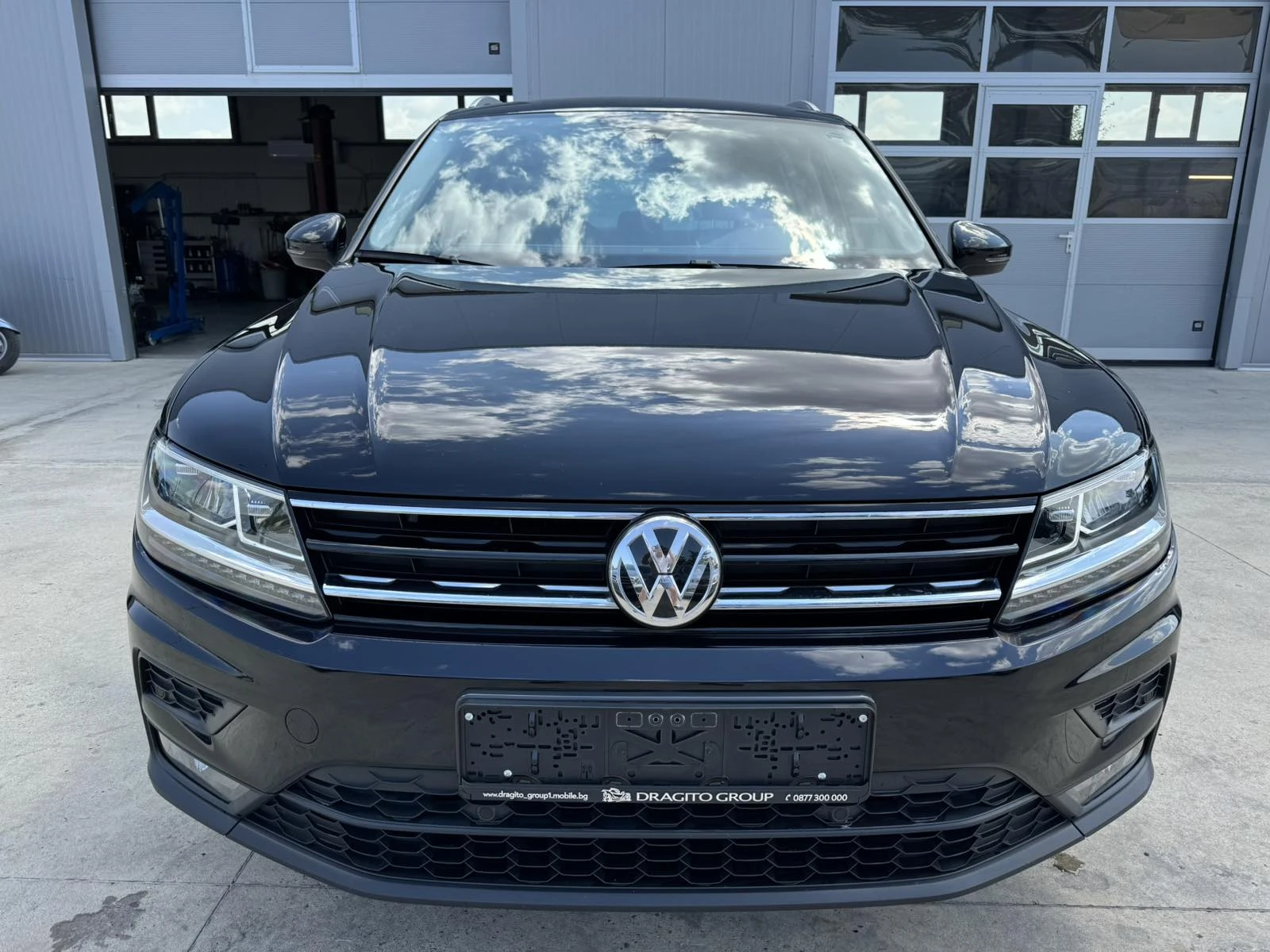 VW Tiguan 2.0* 150ps* DSG* LED* НАВИ* ПАРКТРОНИК - изображение 8