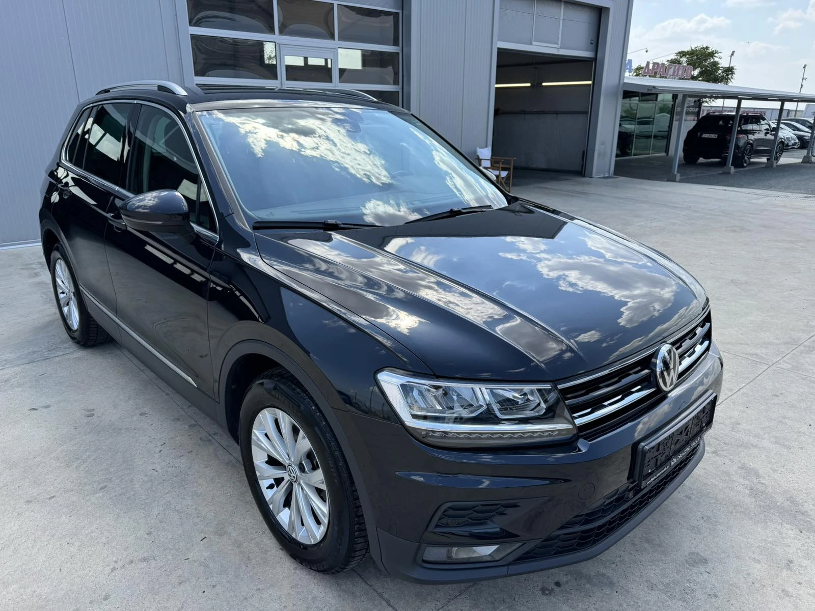 VW Tiguan 2.0* 150ps* DSG* LED* НАВИ* ПАРКТРОНИК - изображение 7