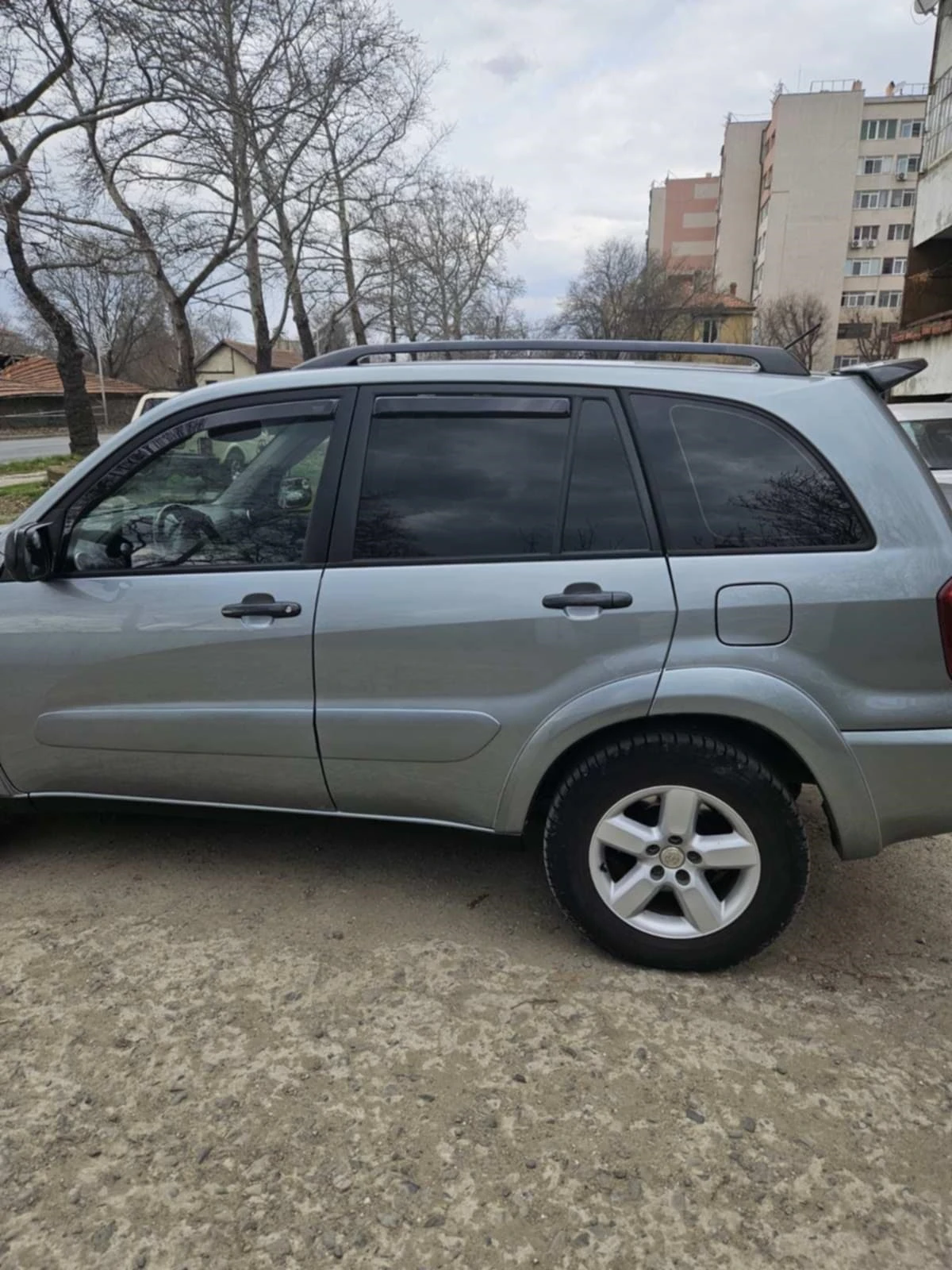 Toyota Rav4, снимка 4 - Автомобили и джипове - 53894244