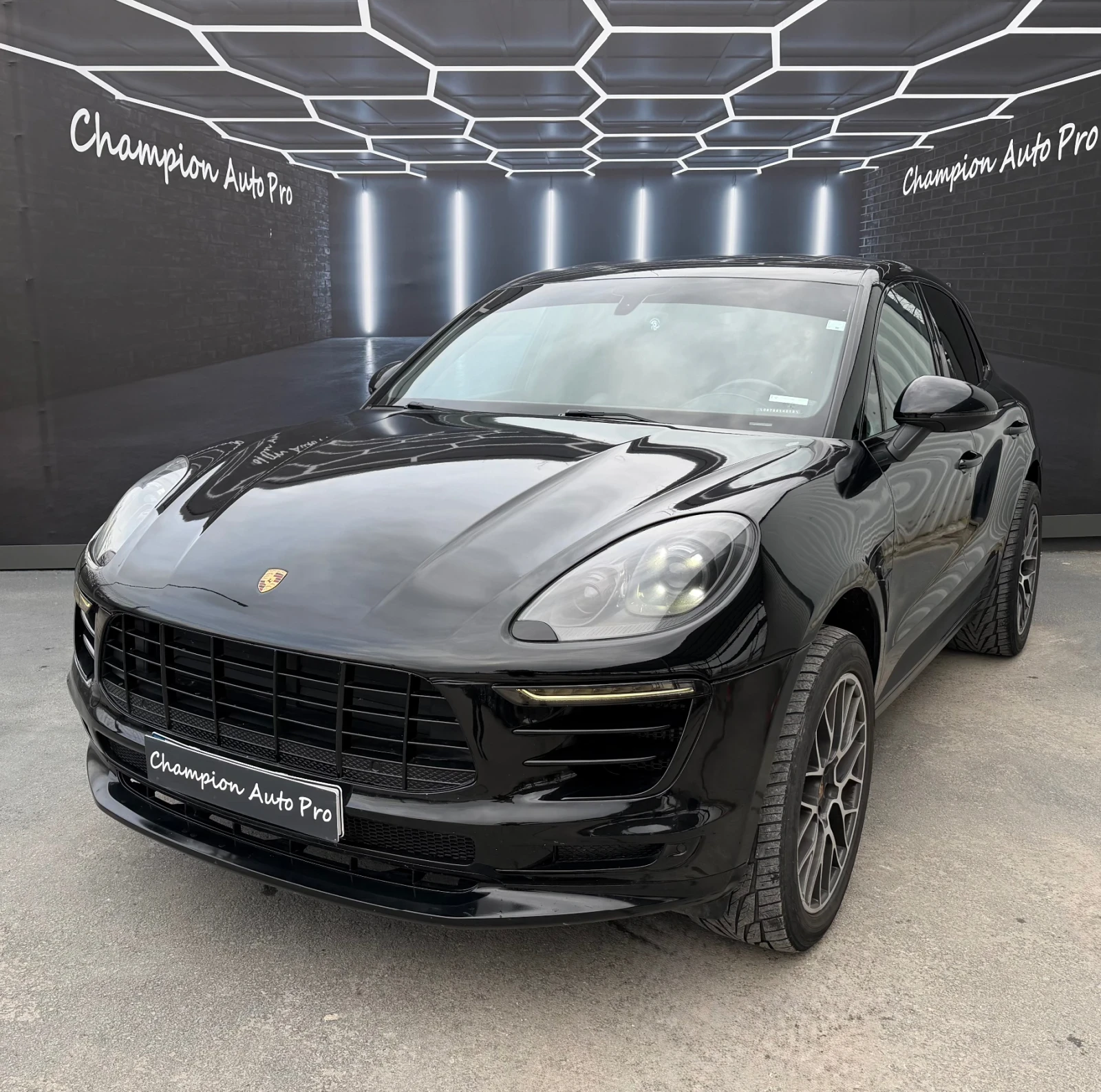 Porsche Macan S 