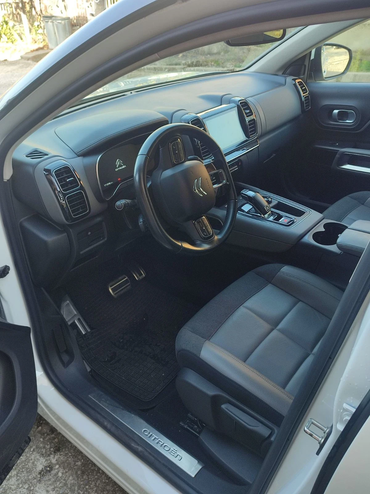 Citroen C5 Aircross, снимка 3 - Автомобили и джипове - 54325580