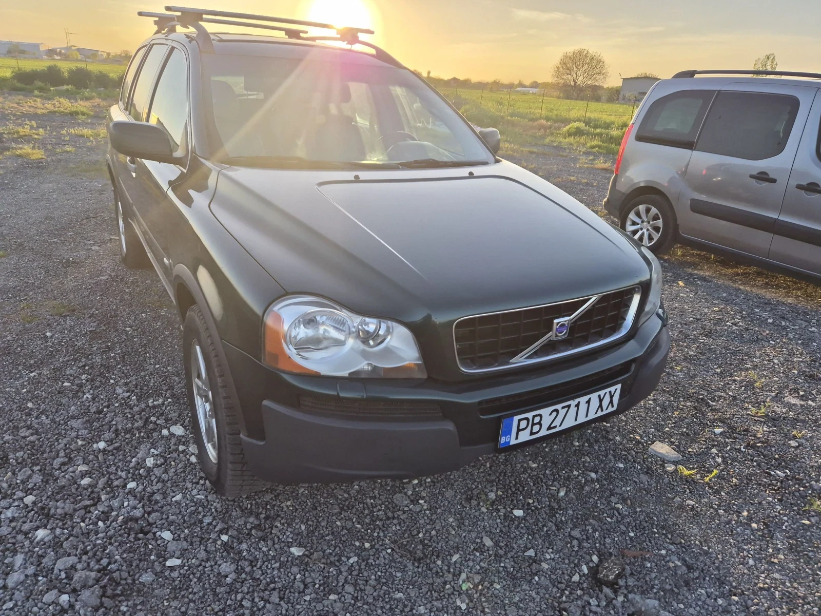 Volvo Xc90, снимка 3 - Автомобили и джипове - 54373657