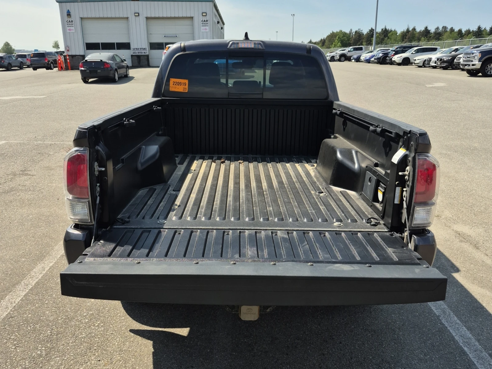 Toyota Tacoma  4WD SR5 Double Cab , снимка 7 - Автомобили и джипове - 54472096