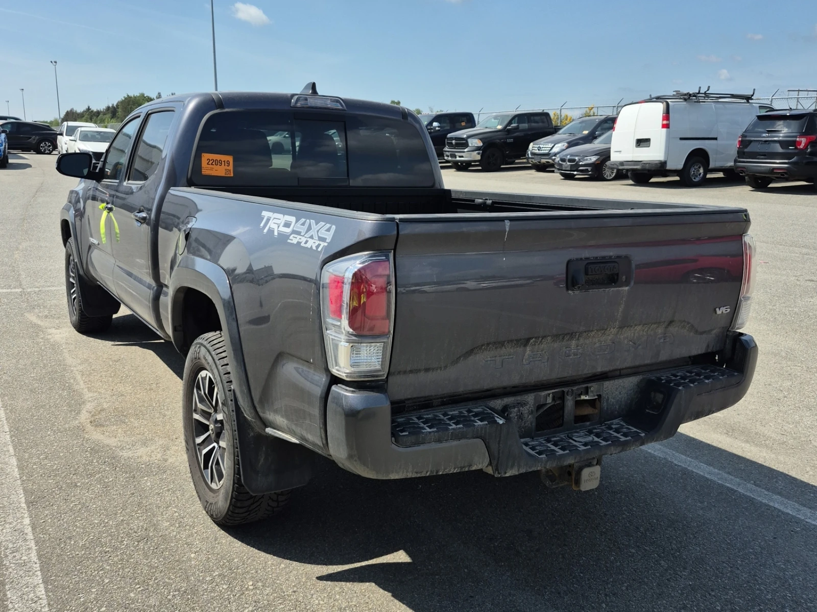 Toyota Tacoma  4WD SR5 Double Cab , снимка 5 - Автомобили и джипове - 54472096