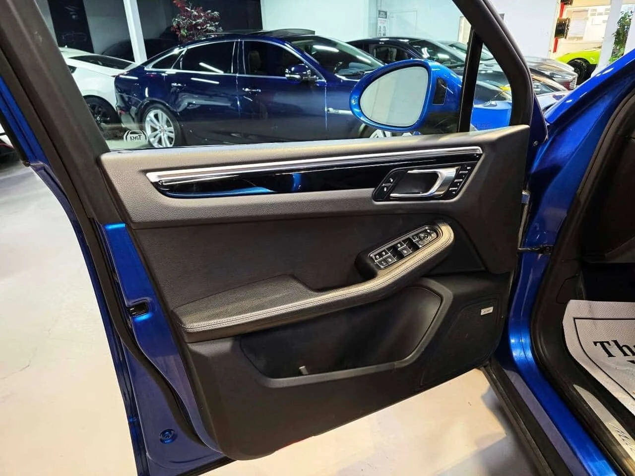 Porsche Macan * CARFAX * ЦЕНА ДО БГ, снимка 11 - Автомобили и джипове - 54777801
