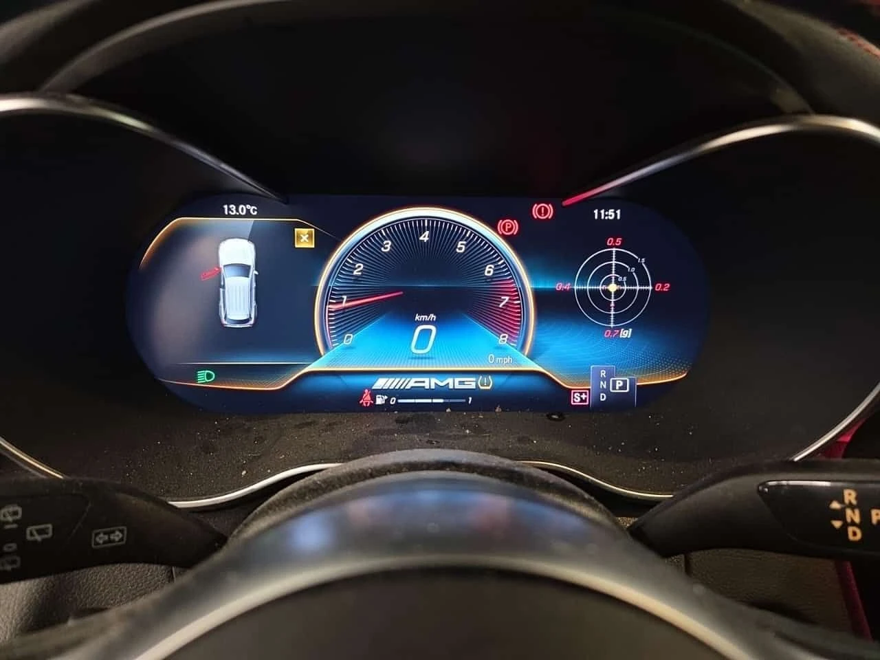 Mercedes-Benz GLC 43 AMG ПОДГРЕВИ * ПАНО * KEYLESS * CARFAX, снимка 9 - Автомобили и джипове - 54794429