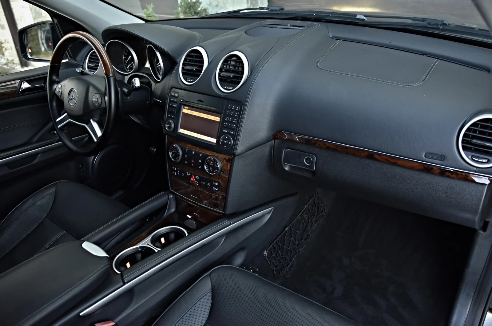 Mercedes-Benz GL 500 AMG FULL MAX !!!, снимка 10 - Автомобили и джипове - 55015621