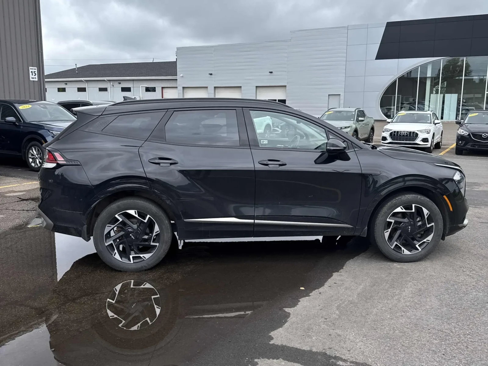 Kia Sportage EX Premium AWD w/Black Interior/CARFAX, снимка 4 - Автомобили и джипове - 55016109