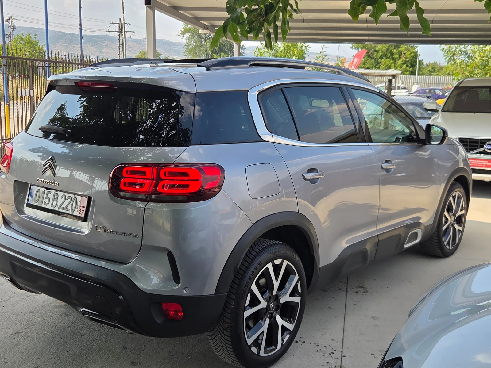 Citroen C5 Aircross 2.0HDI 180ps* PANORAMA* 360-Kamera* PECHKA* , снимка 12 - Автомобили и джипове - 55332361