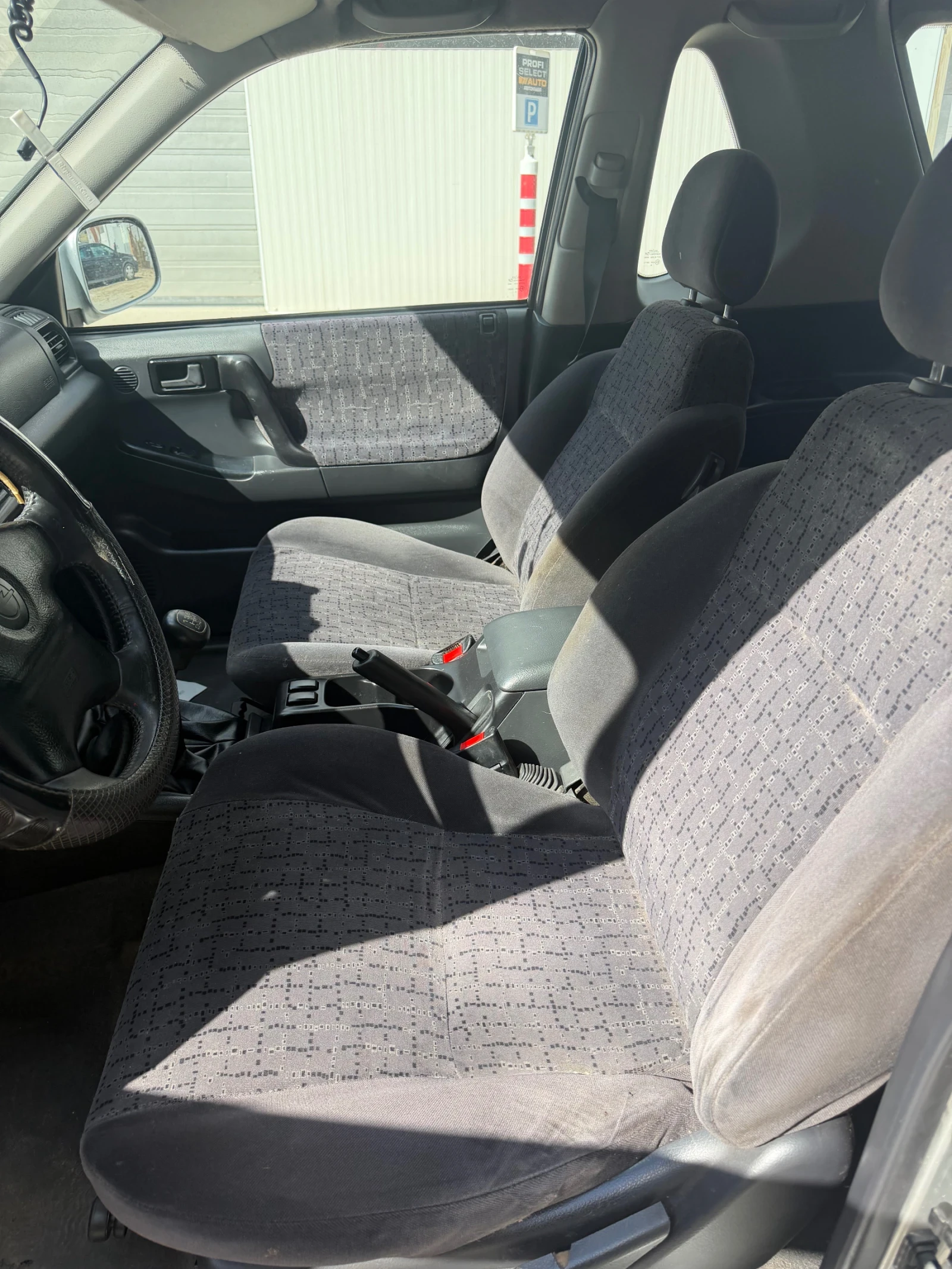 Opel Frontera 2.2 DTI, снимка 8 - Автомобили и джипове - 56313449
