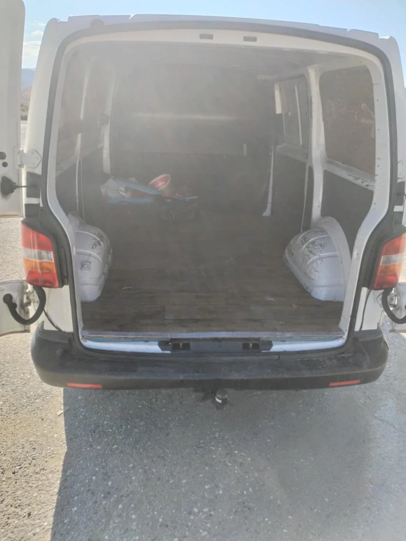 VW T5, снимка 7 - Бусове и автобуси - 47864448