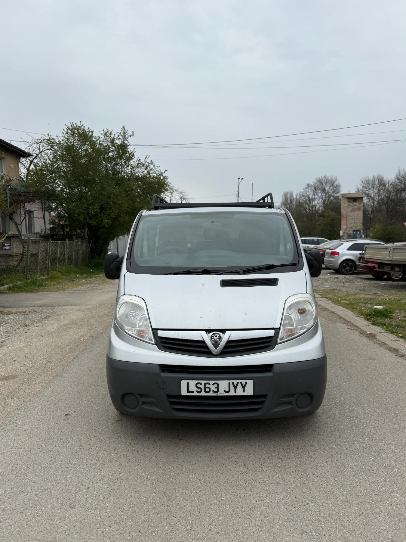 Opel Vivaro 2.0TDCI, снимка 5 - Бусове и автобуси - 54208141