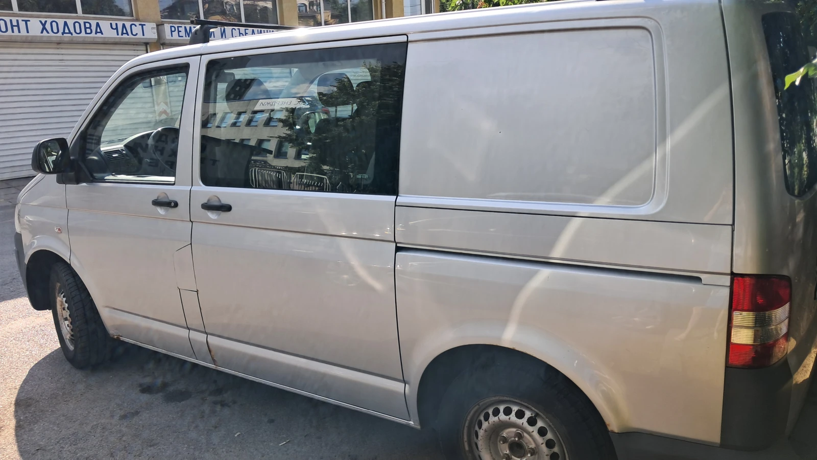 VW T5, снимка 7 - Бусове и автобуси - 56092995