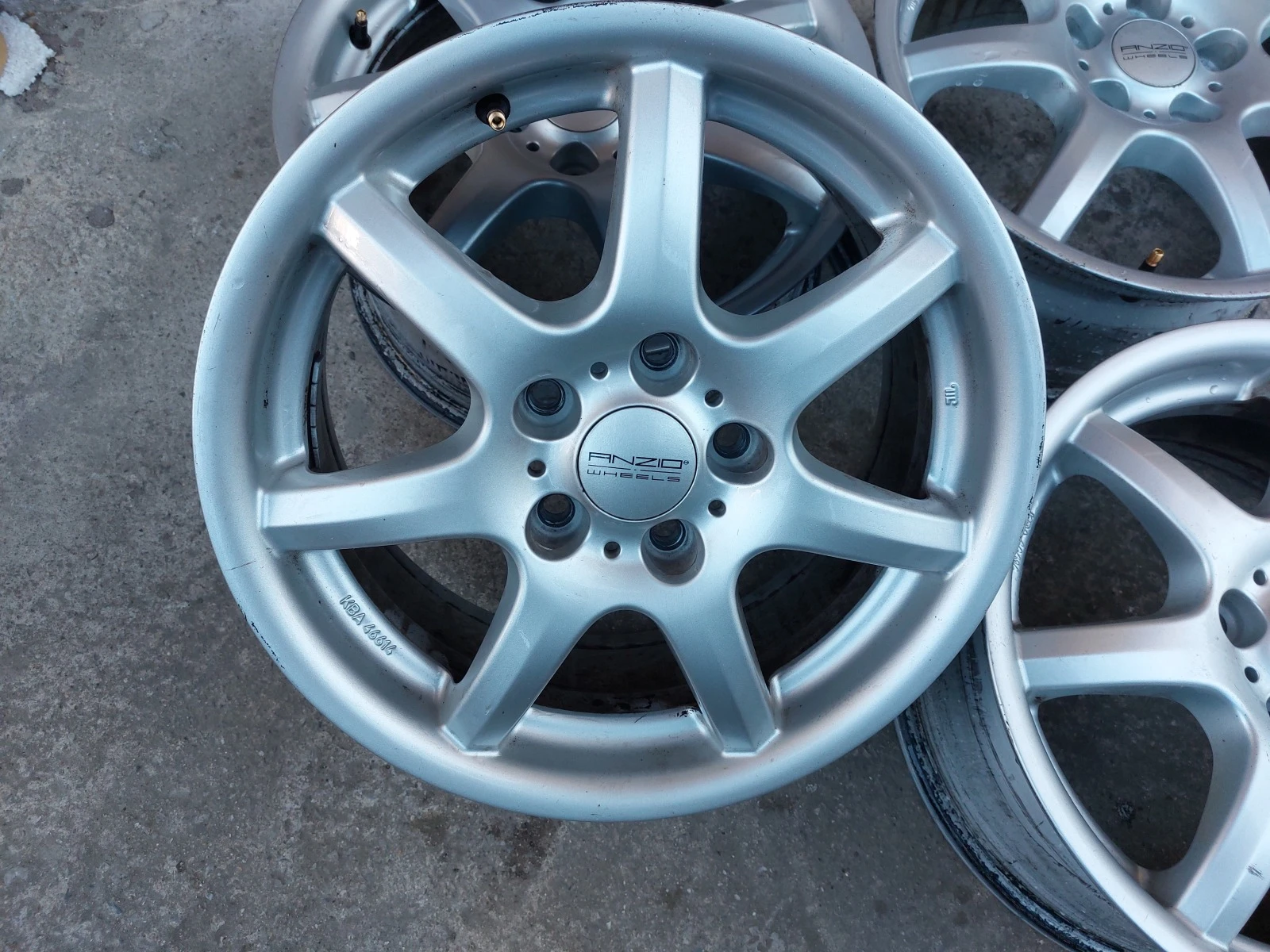 ������ | Mobile.bg � ����������� 3