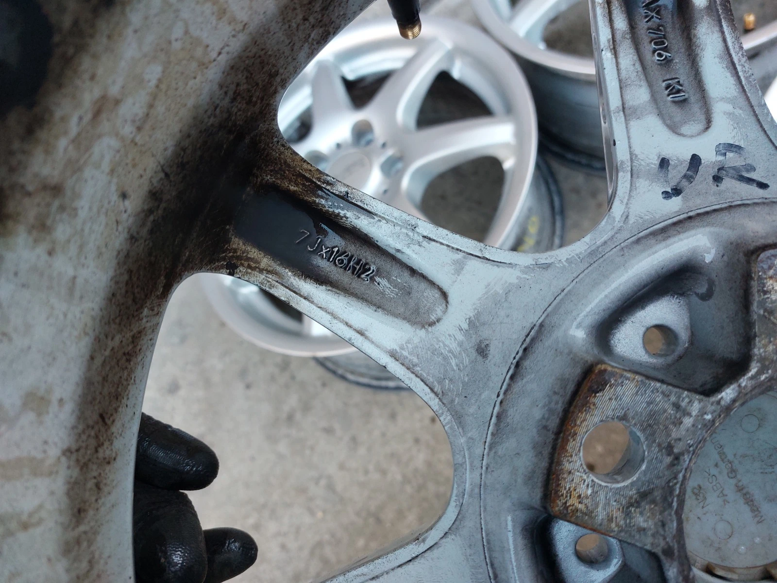 ������ | Mobile.bg � ����������� 4