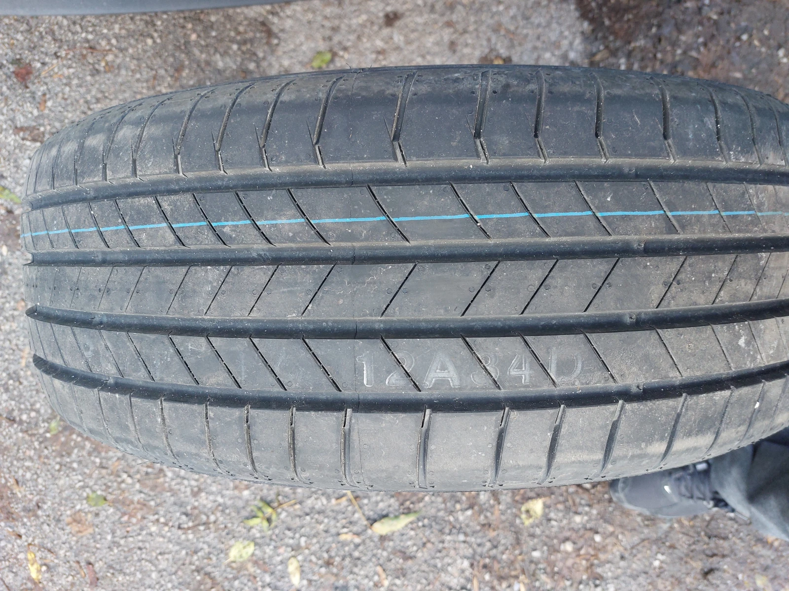 ���� 215/60R17 | Mobile.bg � ����������� 2
