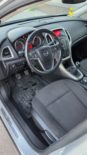 Opel Astra 1.4Turbo Газ. Инж. 6ск, снимка 7