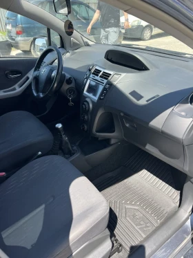 Toyota Yaris 1.3 бензин - 7400 лв. - 28515335 7