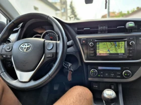 Обява за продажба на Toyota Auris 1.33i ~22 900 лв. - изображение 6