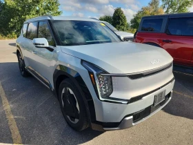 Kia EV9 Awd Land W/premium Package| Meridian| 7 �����| |  | Mobile.bg � ����� ������ 5