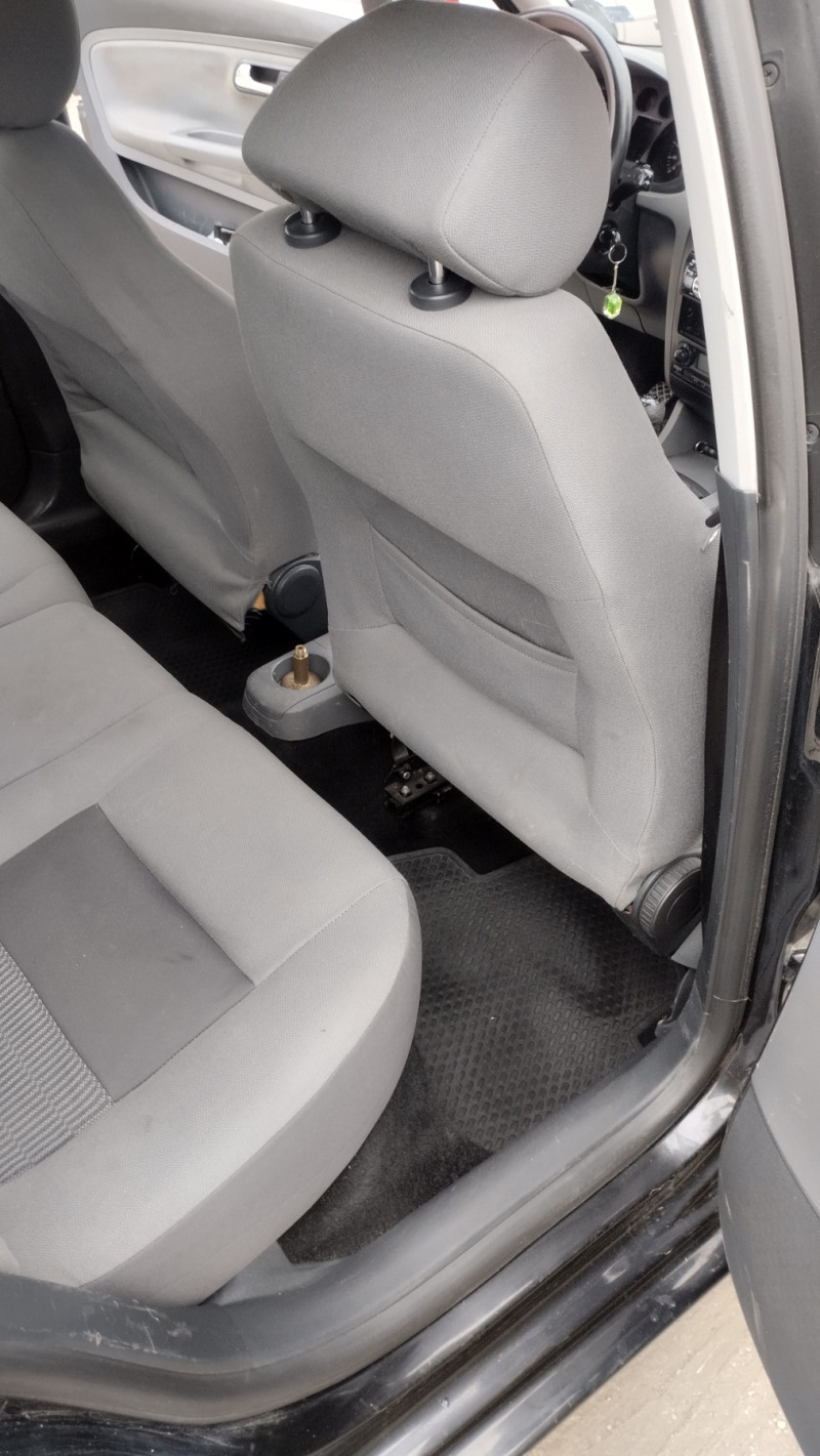 Seat Ibiza, снимка 14 - Автомобили и джипове - 46388995