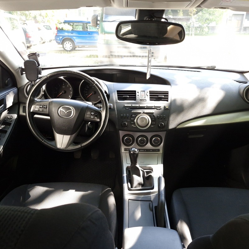 Mazda 3, снимка 6 - Автомобили и джипове - 46413203