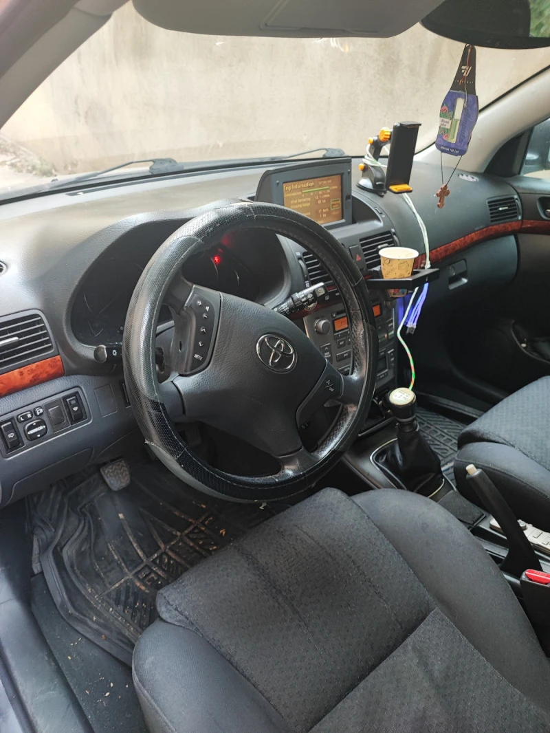 Toyota Avensis D4D 2.2 150 kс Топ състояние , снимка 6 - Автомобили и джипове - 46565522