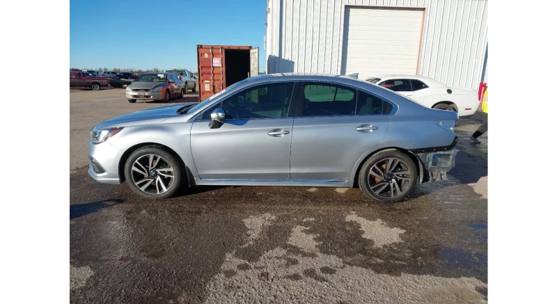 Subaru Legacy SPORT* AWD* DISTRONIC* НАЛИЧНИ ЧАСТИ* ФИКС.ЦЕНА, снимка 8 - Автомобили и джипове - 48664107