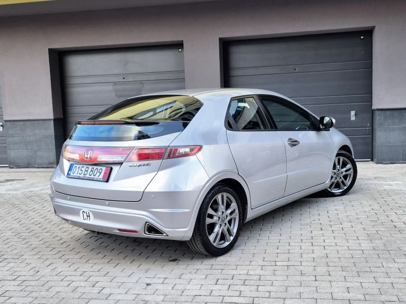 Honda Civic 1.8 Face, снимка 6 - Автомобили и джипове - 48994911