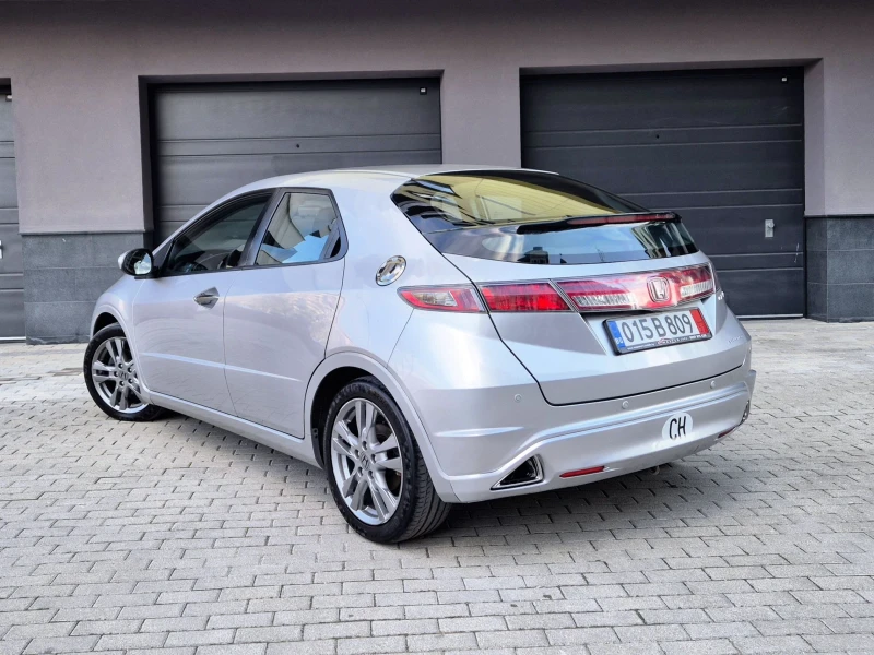 Honda Civic 1.8 Face, снимка 4 - Автомобили и джипове - 48994911