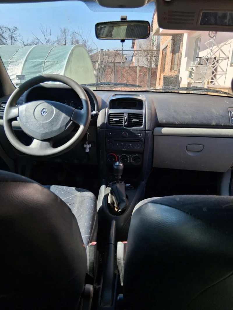 Renault Clio 1.2 LPG, снимка 4 - Автомобили и джипове - 49236552