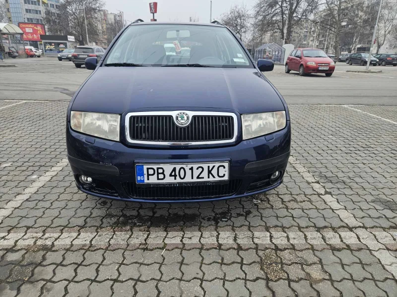 Skoda Fabia, снимка 2 - Автомобили и джипове - 49349820