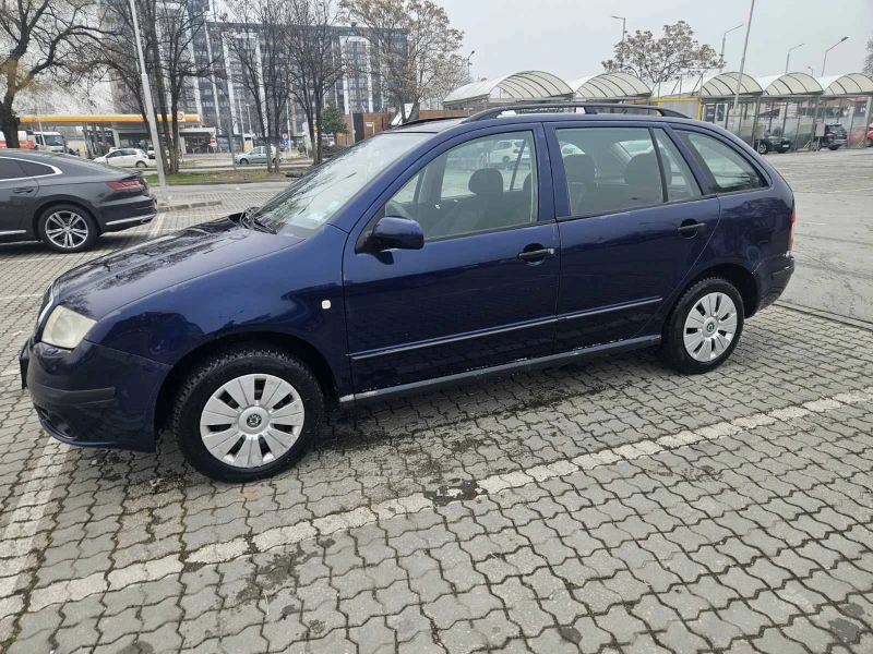 Skoda Fabia, снимка 3 - Автомобили и джипове - 49349820